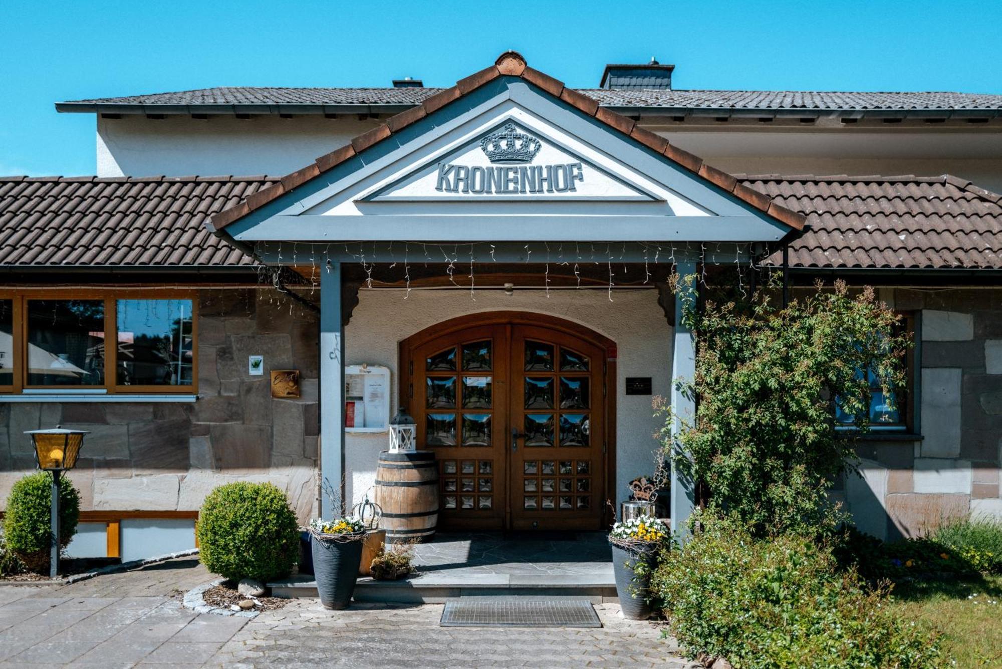 Hotel & Restaurant Kronenhof Am Weser-Radweg Oberweser Zewnętrze zdjęcie