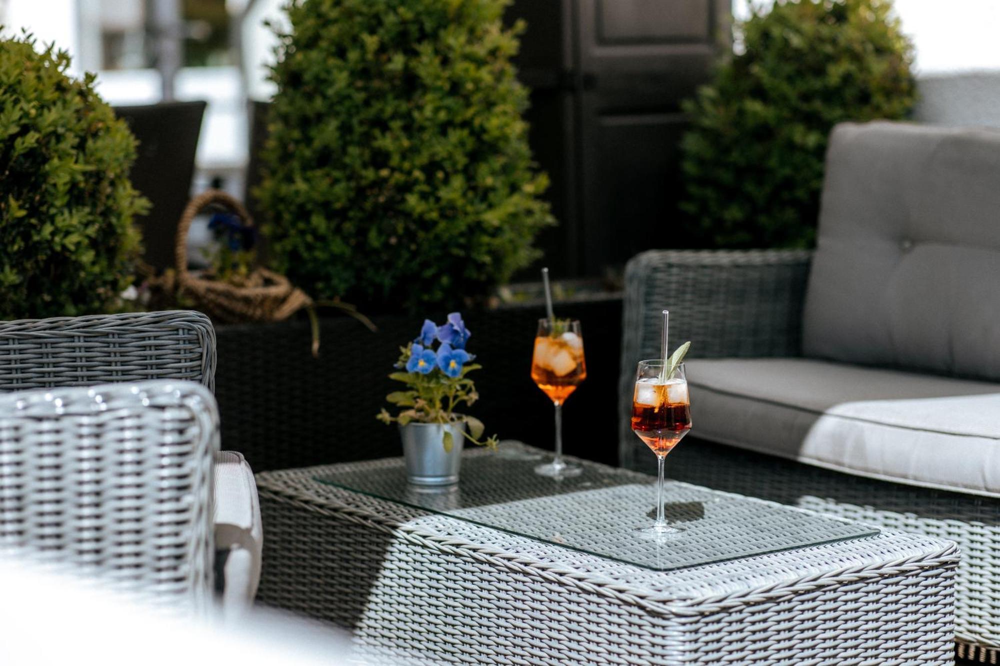 Hotel & Restaurant Kronenhof Am Weser-Radweg Oberweser Zewnętrze zdjęcie